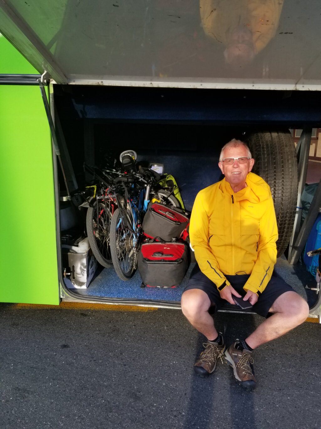 Bikes_in_Bus2